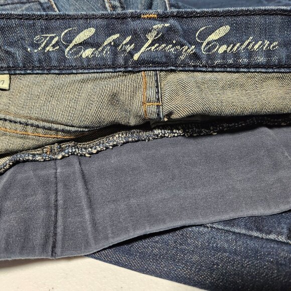 Classic Blue Women's Jeans - Picture 5 of 7